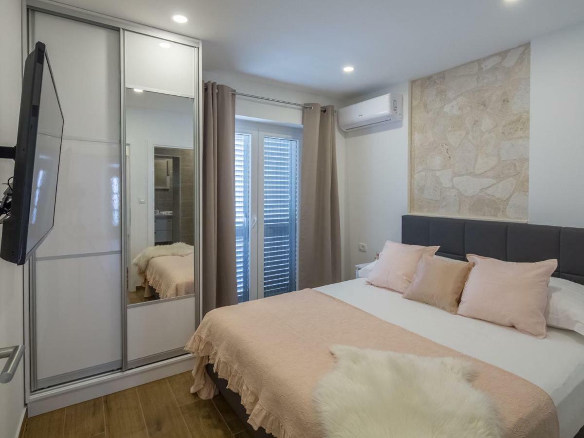 Apartment Villa Franko Maris Подстрана Екстер'єр фото