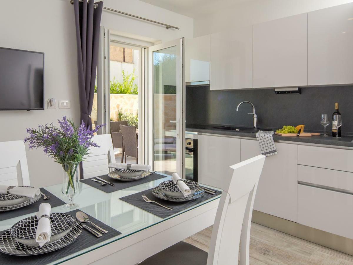 Apartment Villa Franko Maris Подстрана Екстер'єр фото