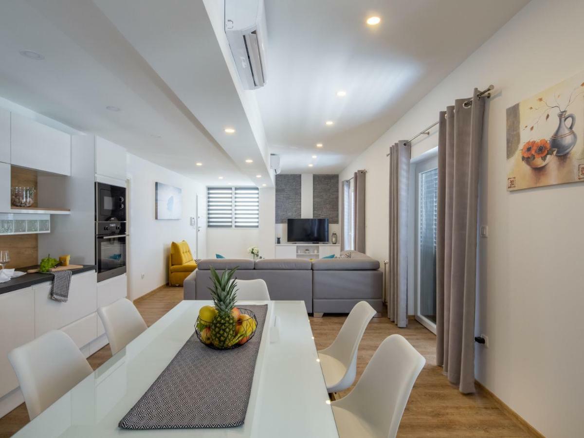 Apartment Villa Franko Maris Подстрана Екстер'єр фото